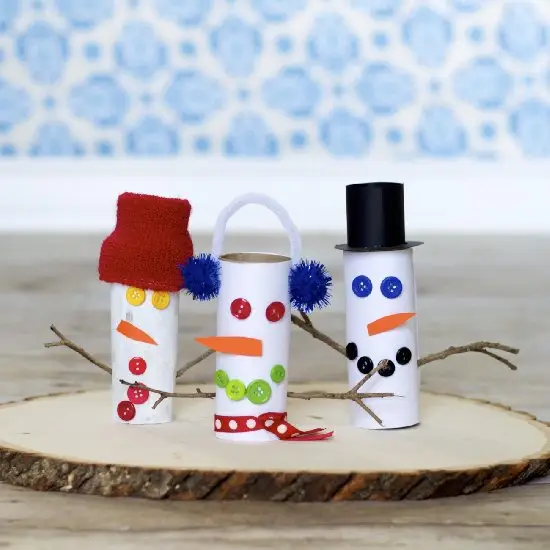 Rouleau papier toilette: 30 idées pour fabriquer une déco DIY pour Noël