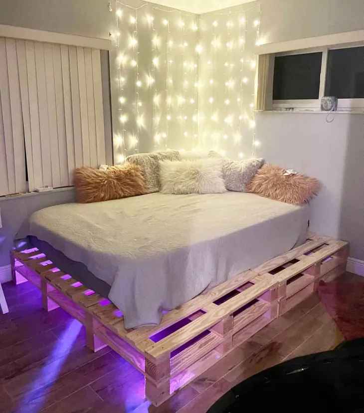 11 cadres de lit en palettes élégants pour tous les types de chambre à coucher