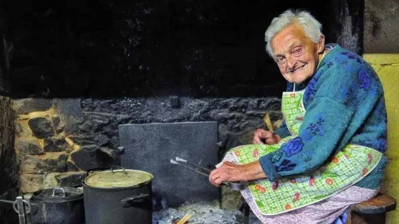 Hélène Gesret à 93 ans : un témoignage vivant de la vie rurale authentique en Bretagne