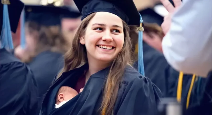 Grace Szymchack, jeune maman, reçoit son diplôme avec son bébé dans les bras : une histoire inspirante